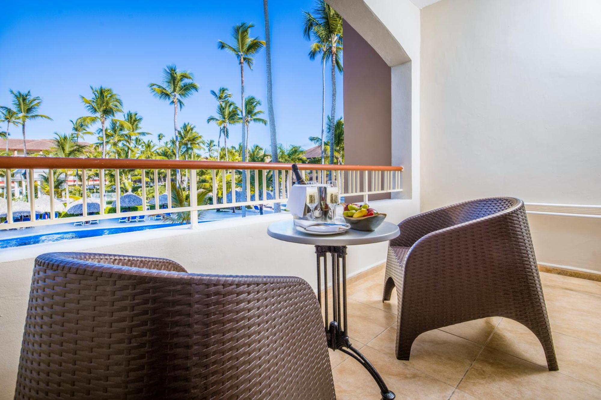Family Suite Outdoor Jacuzzi