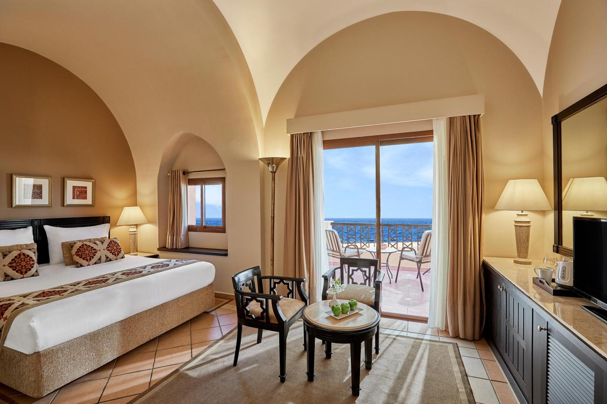 Superior, Queen or Twin Bed, Sea View