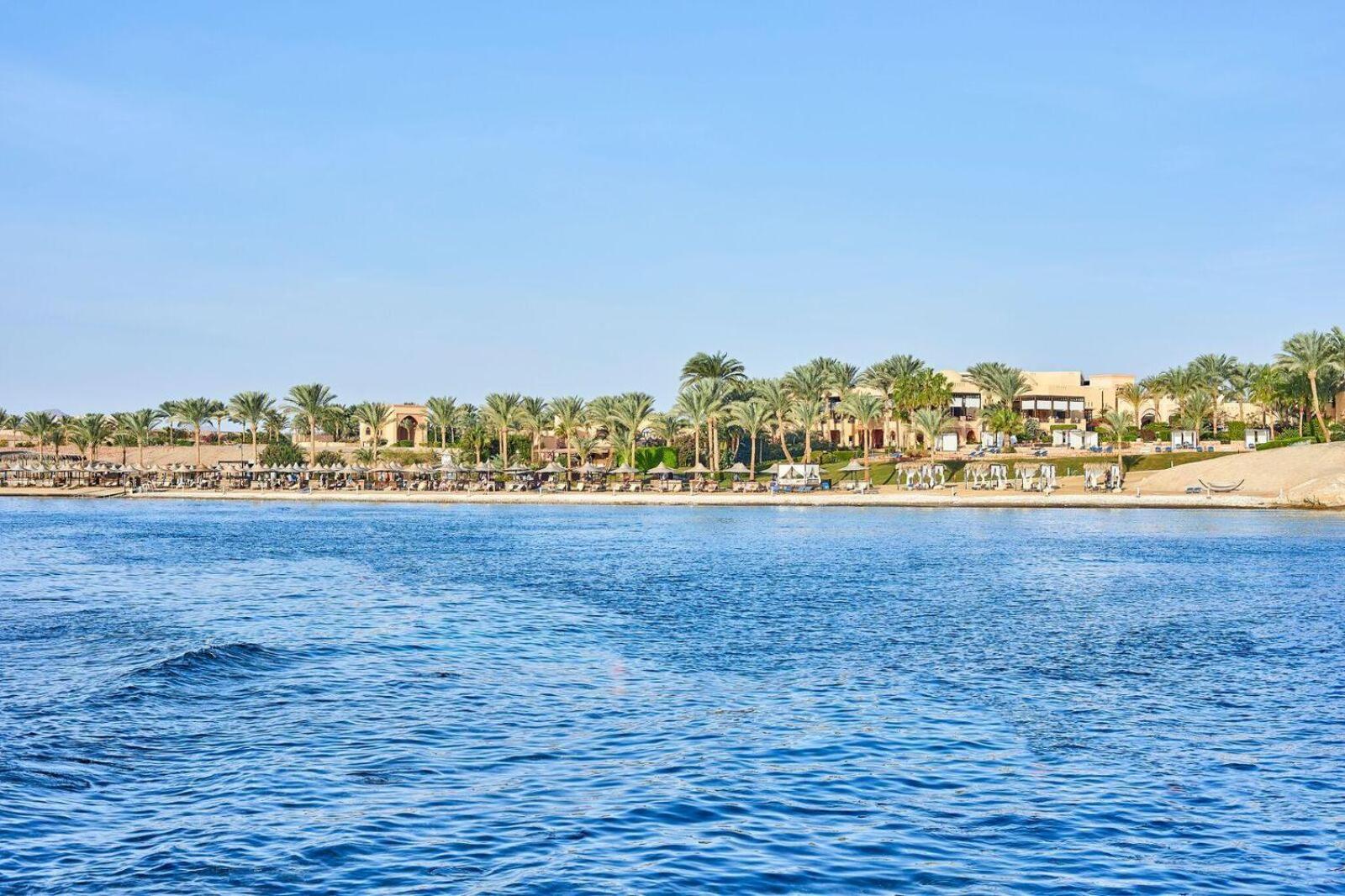 Superior Queen or Twin Bed Sea View