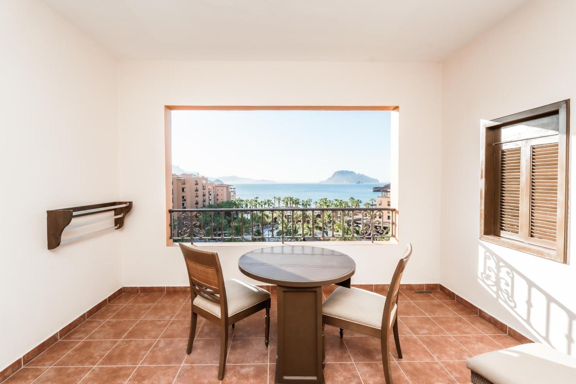 Suite Deluxe Ocean View