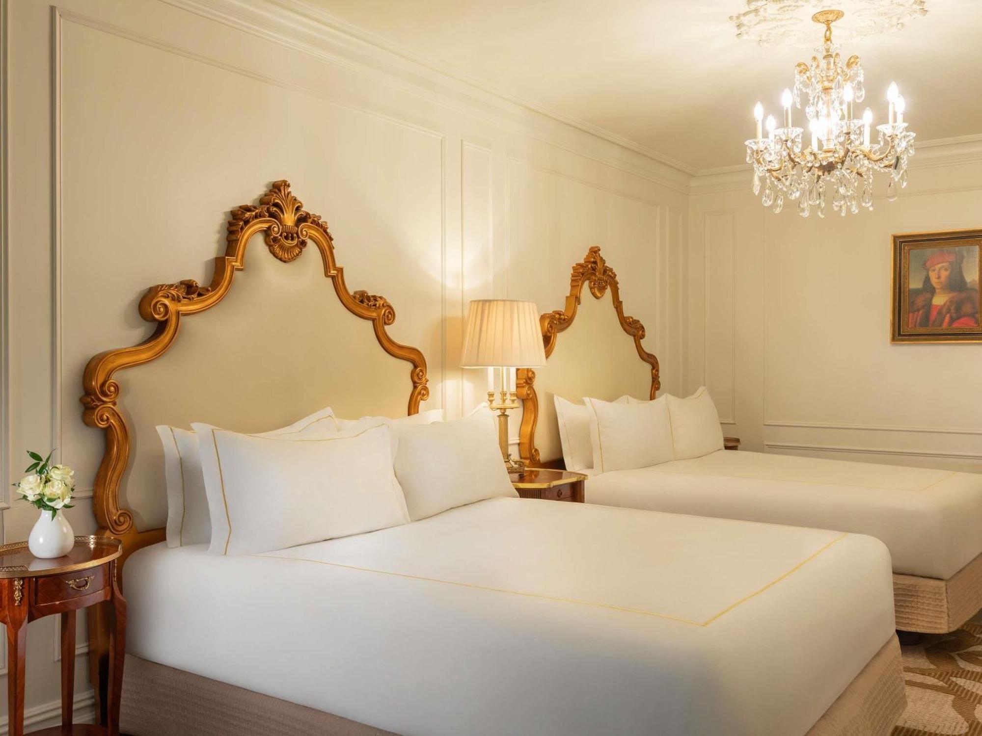 Deluxe Queen Room with Two Queen Beds