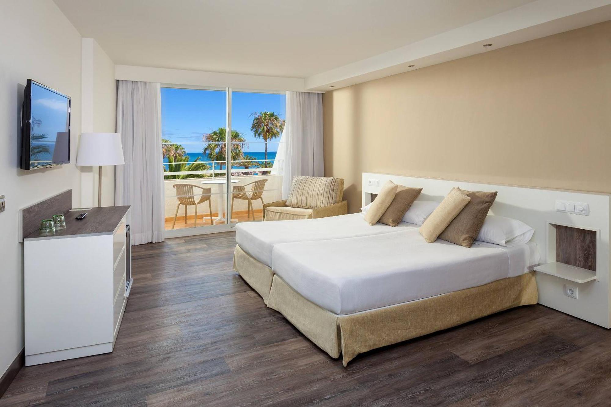 Twin Room with Sea View