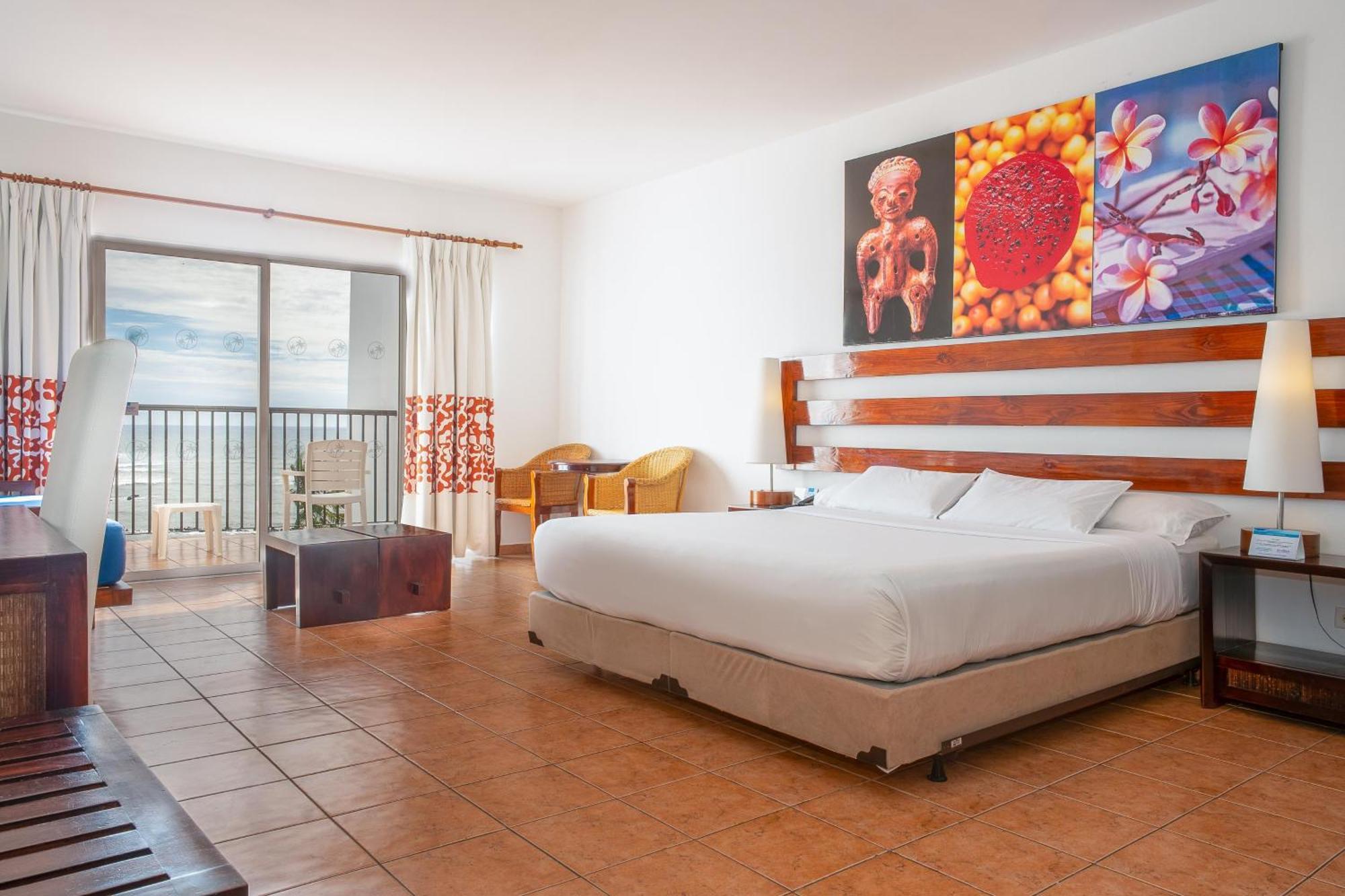 Queen Room with Sea View