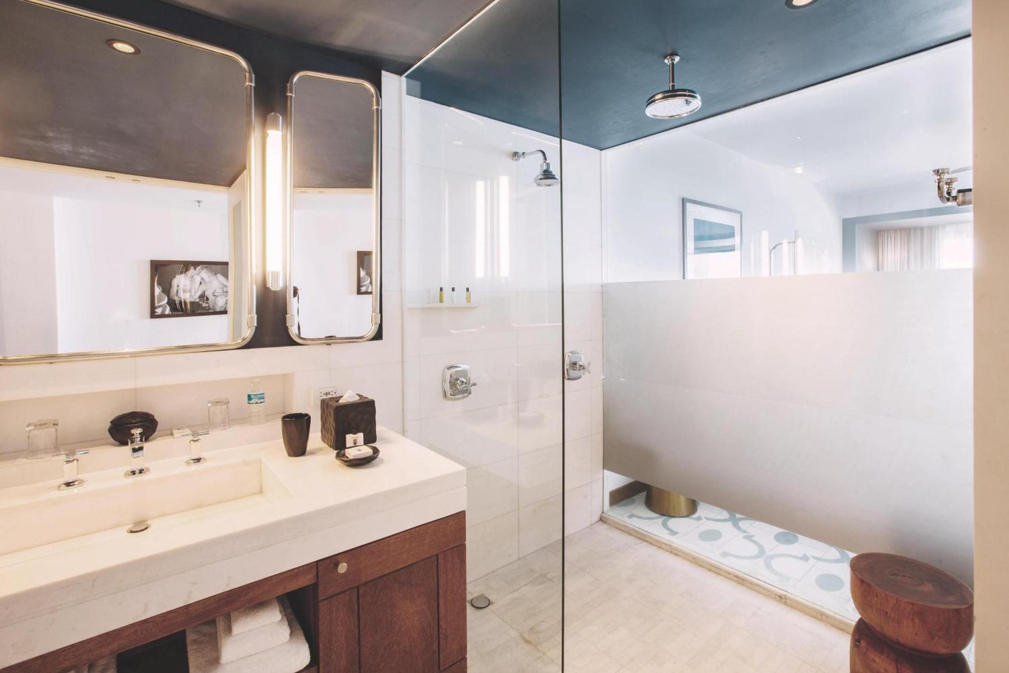 Queen Room Two Queen Beds Ocean View Accessible Shower Disability Access