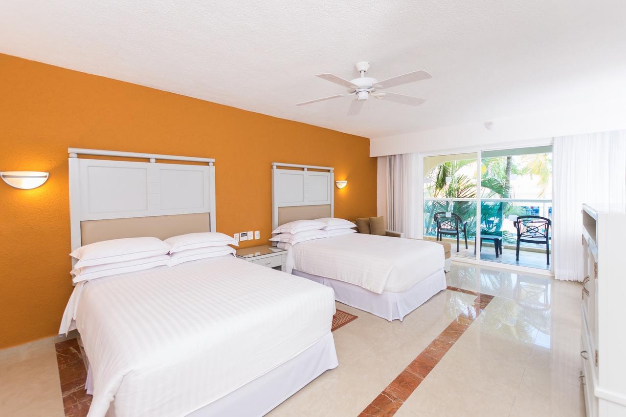 Quarto Duplo com Terraço (2 Adultos + 1 Criança)