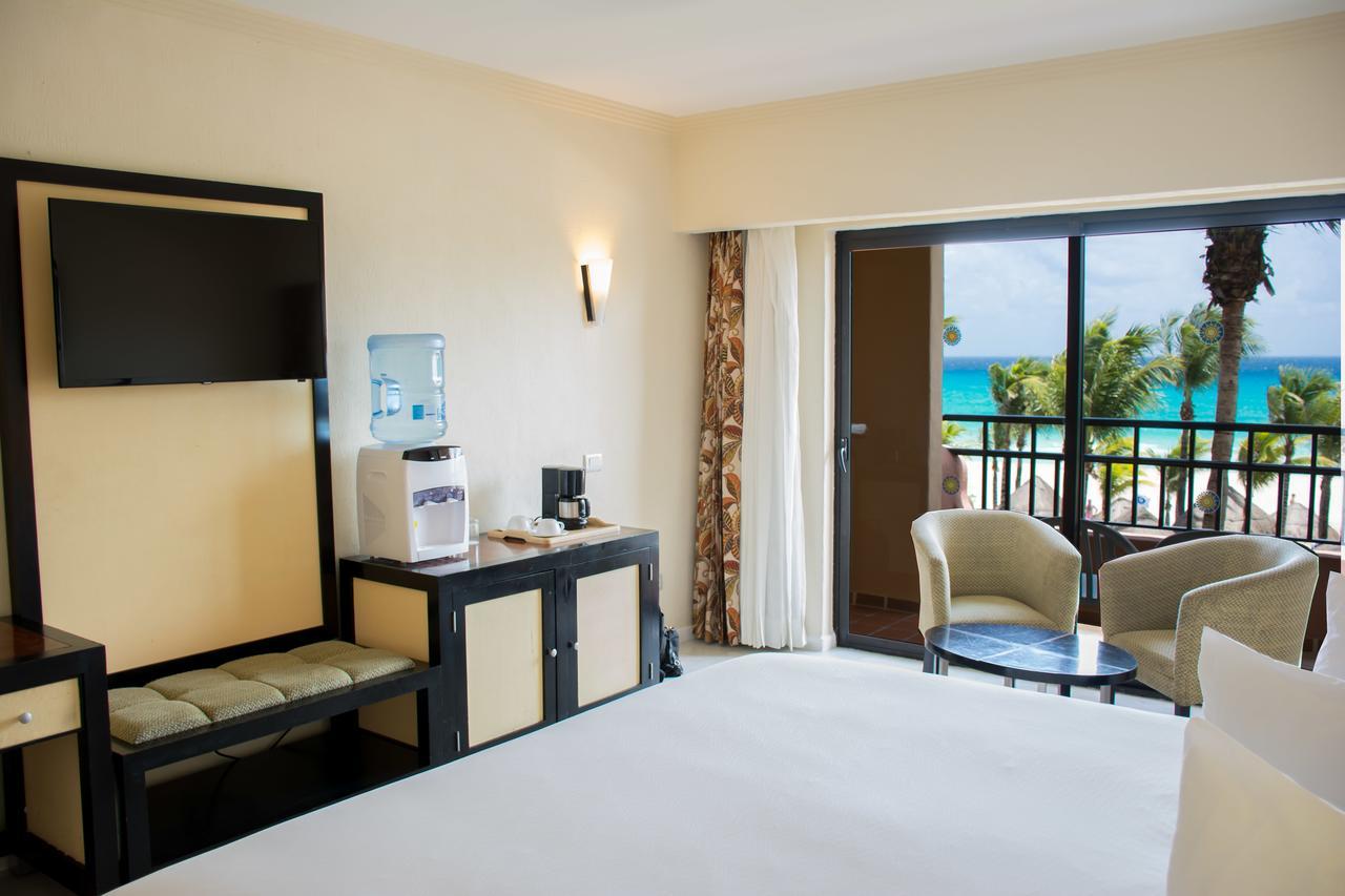 Select Ocean Front Adults Only,698697906:JPEG