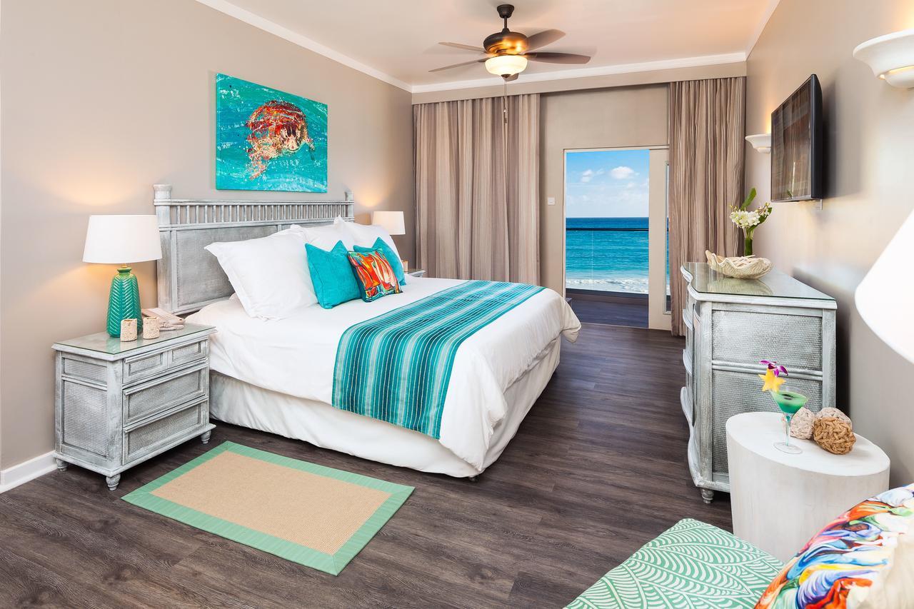 Classic Ocean Front Room