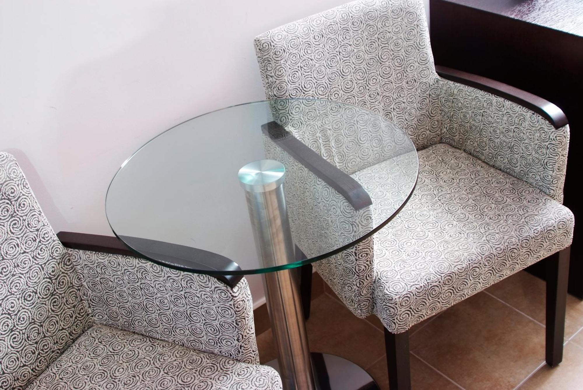 Deluxe Single Room (1 Adult)