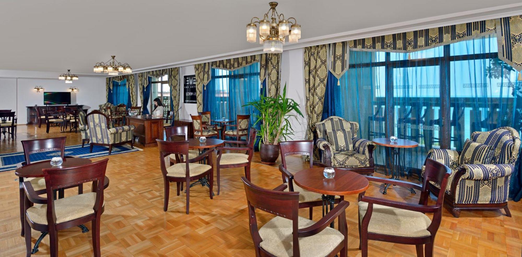 Premium THE LEVEL Room with Park View - High Floor