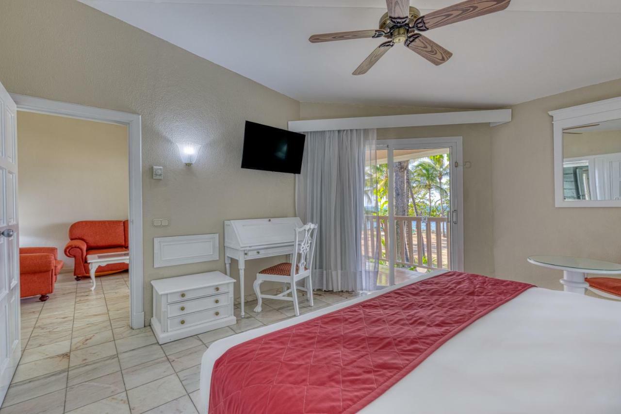 One-Bedroom Suite with Ocean View