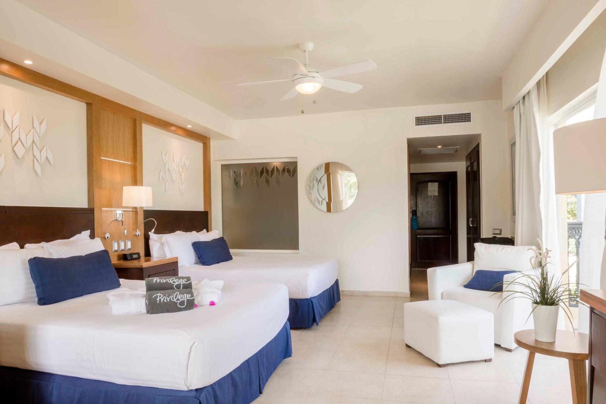 Privilege Junior Suite Pool View Single