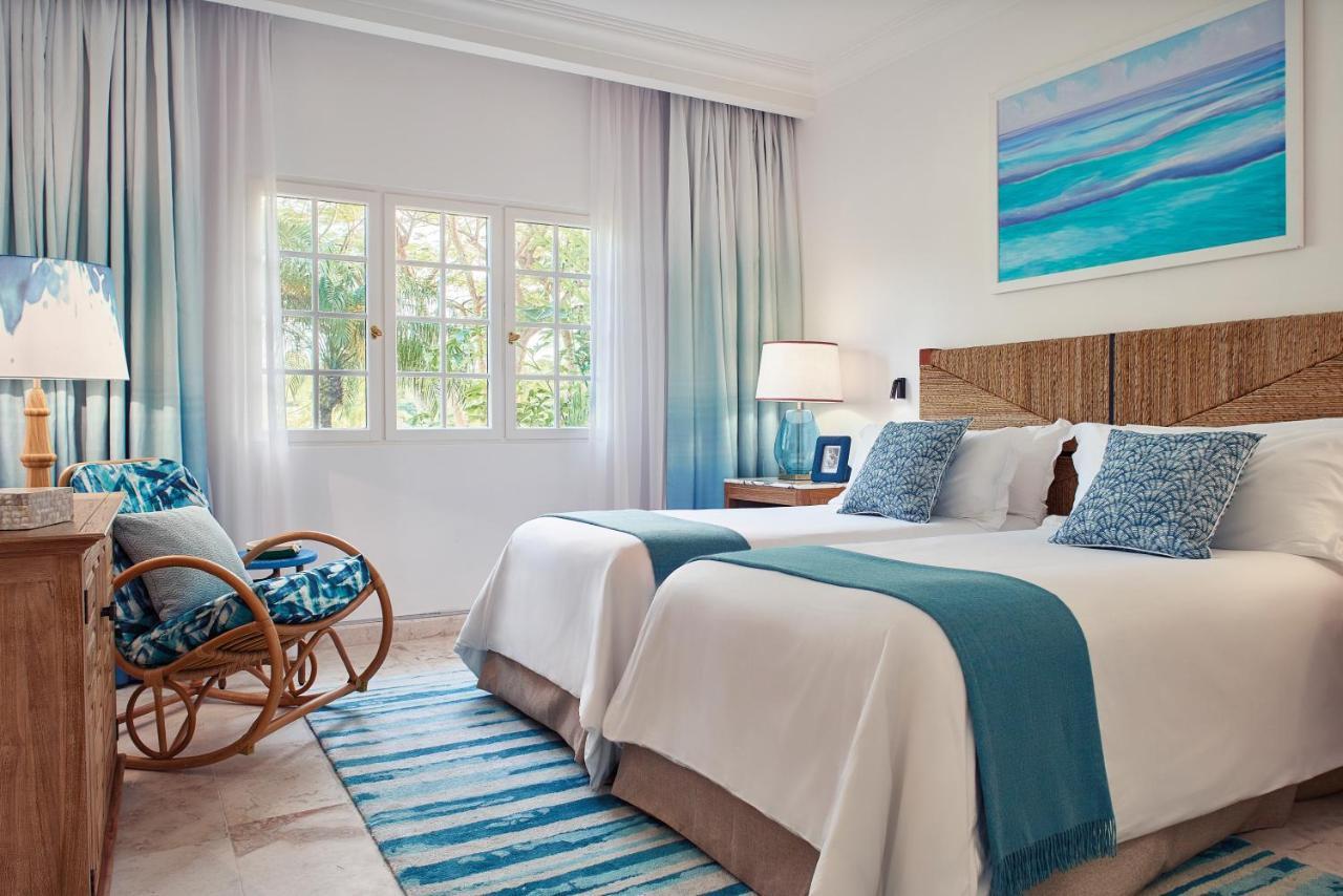 Deluxe Ocean View Room