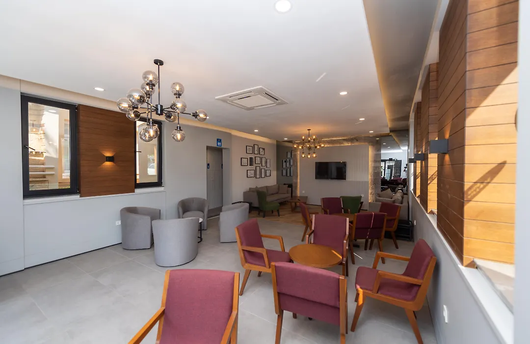 Side Village Family Suite-1