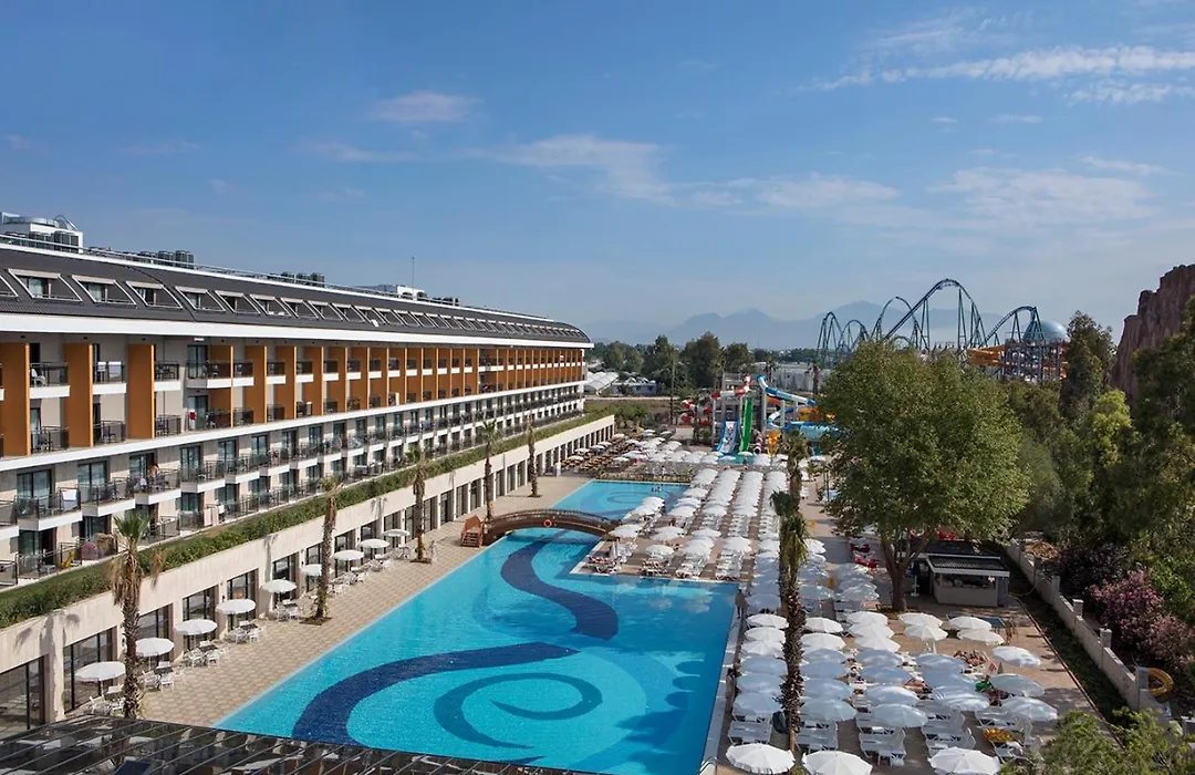 Aydinbey Queen'S Palace & Spa-1