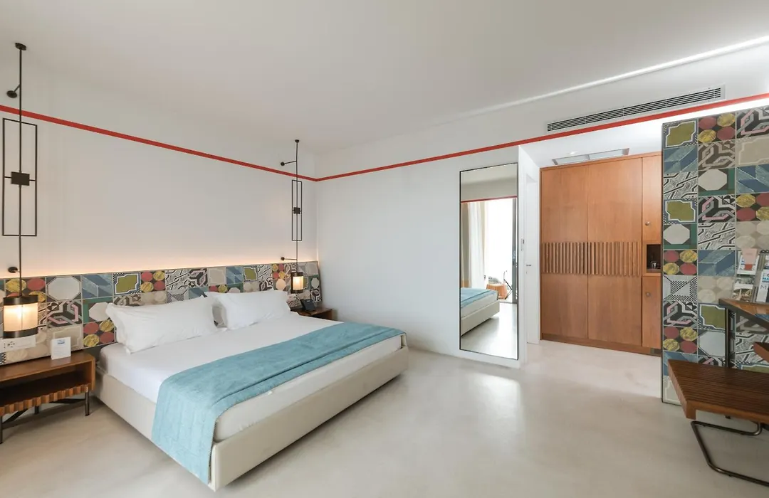 Folie Marine Hotel & Beach Club-1
