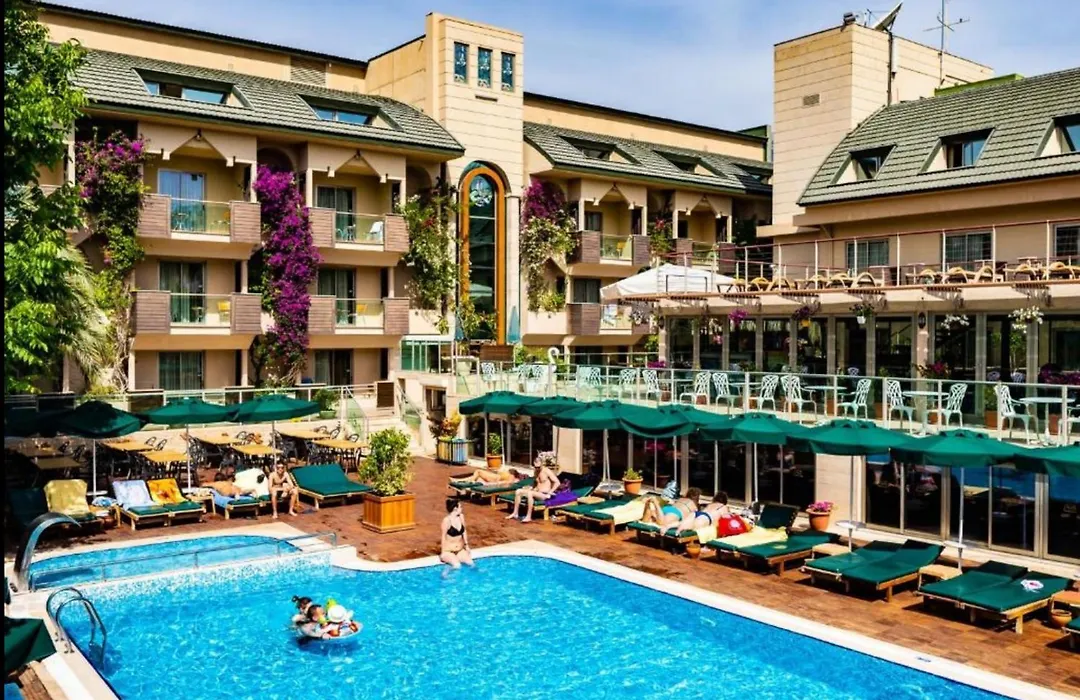 Ambasador Hotel-1