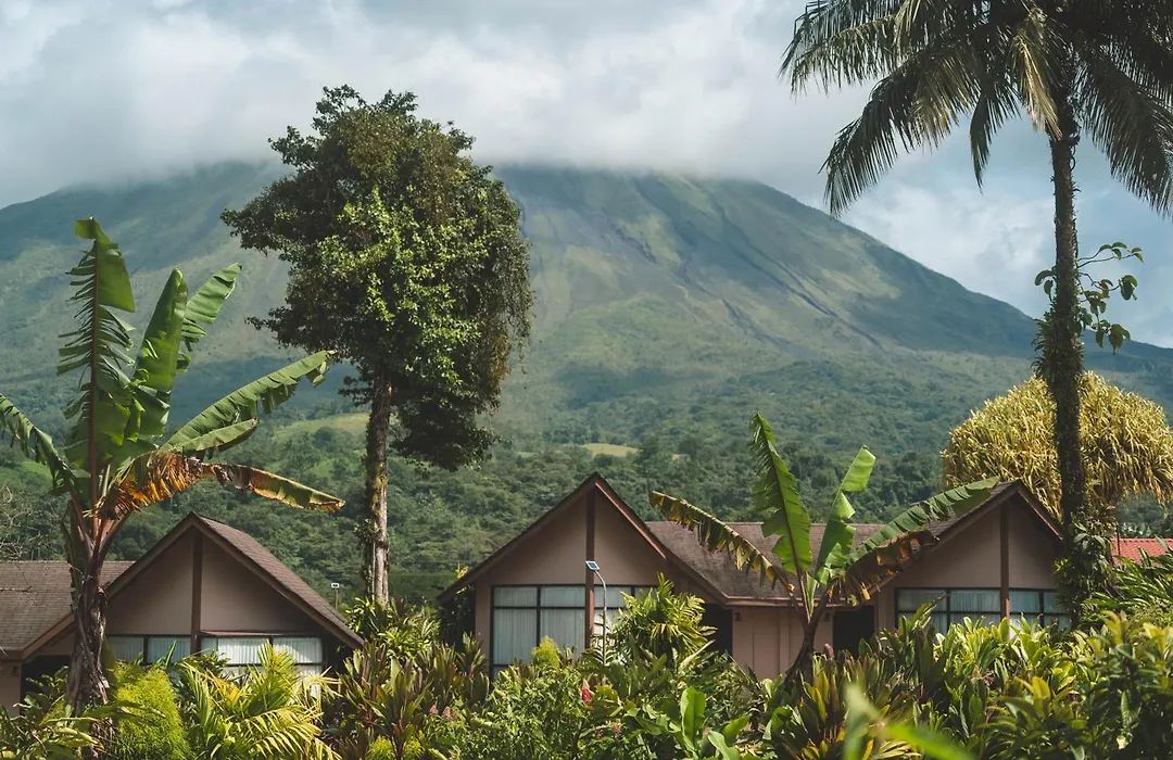 Montana De Fuego Mountain Resort & Spa-1