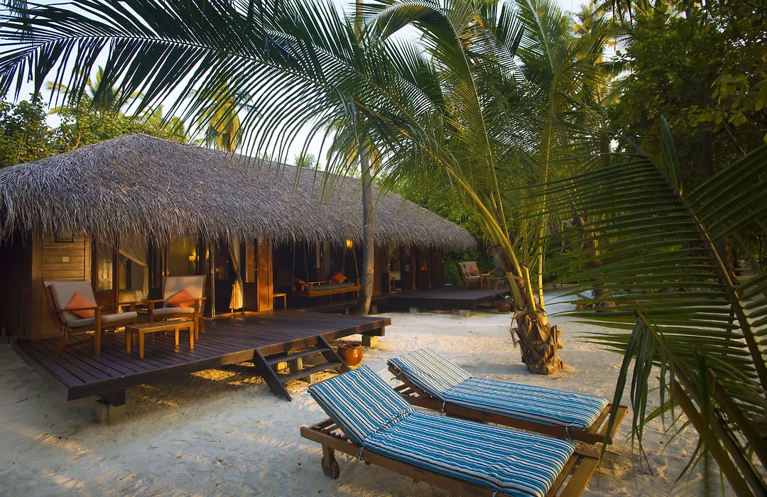 Medhufushi Island Resort-1