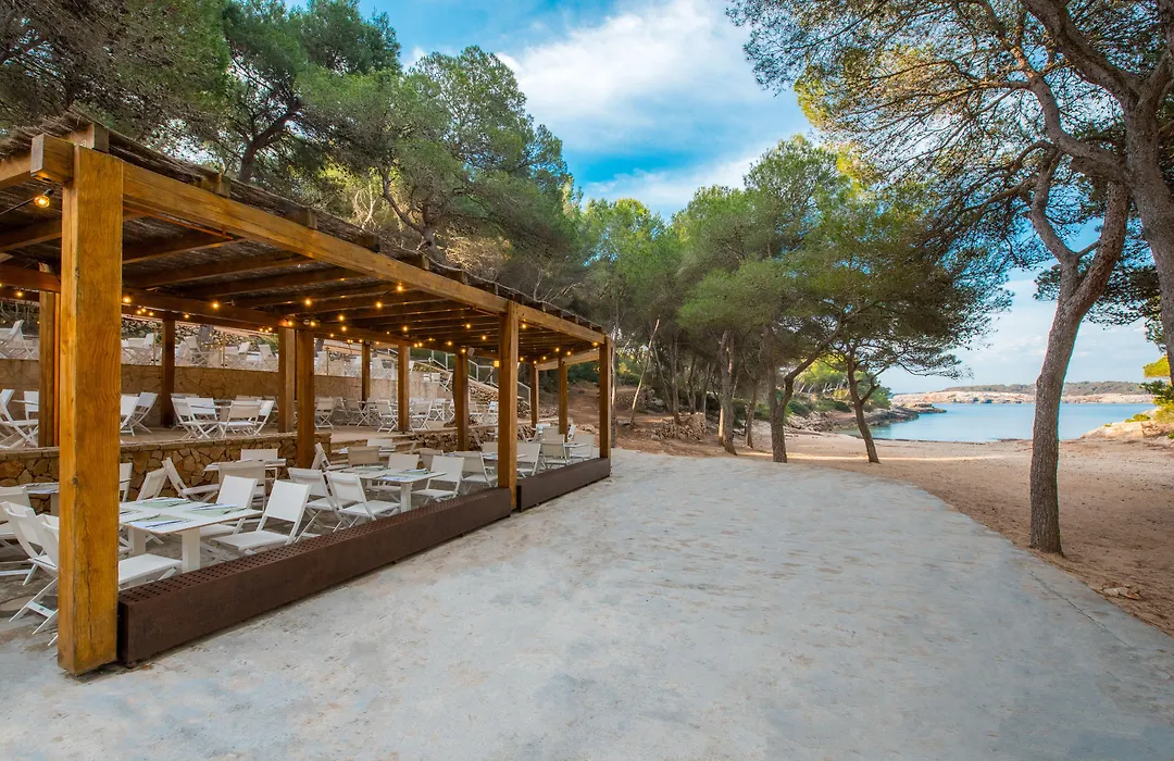 Iberostar Waves Club Cala Barca All Inclusive-1