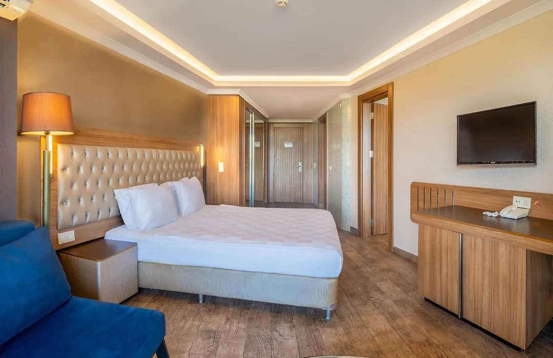 Michell Hotel & Spa (Adults Only)-1