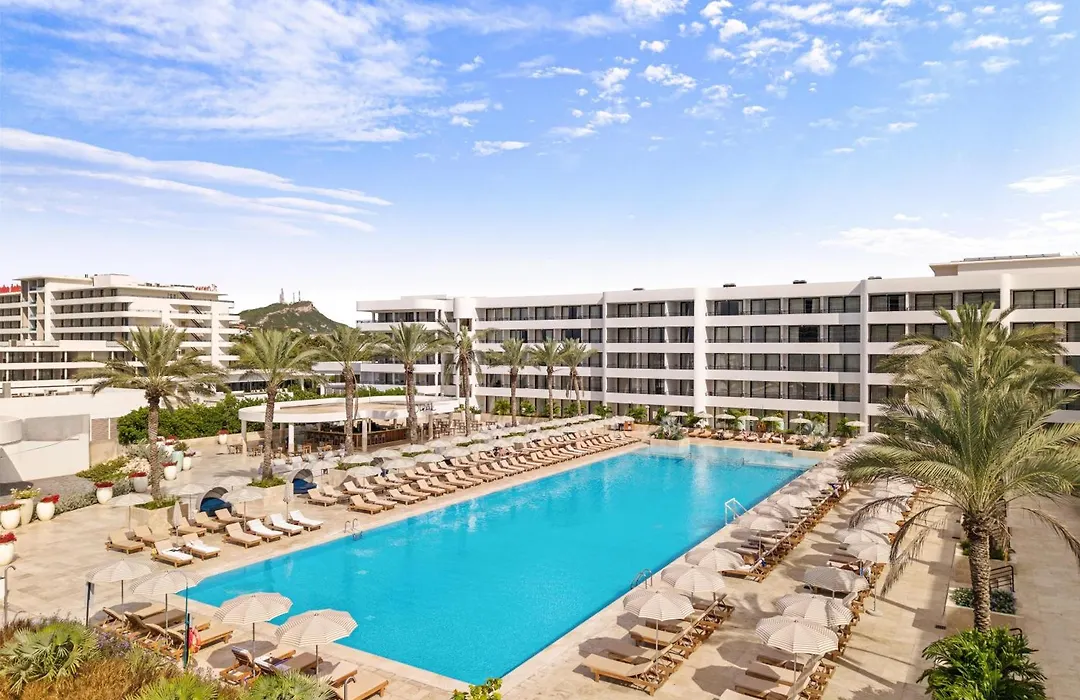The Rif At Mangrove Beach Corendon Curacao All-Inclusive, Curio By Hilton-1