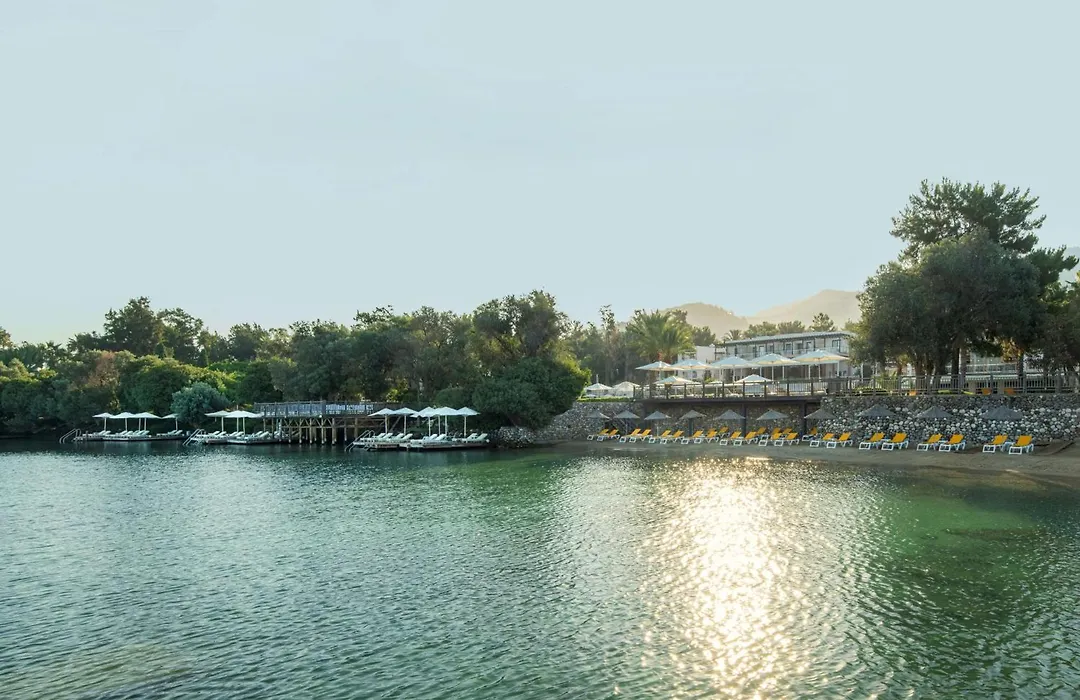 Doubletree By Hilton Bodrum Isil Club Ultra All-Inclusive Resort-1