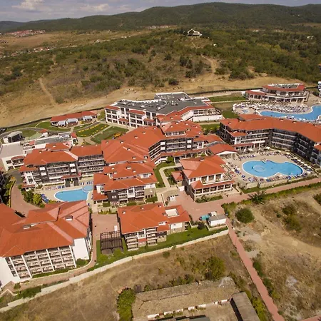 Nevis Resort & Aqua Park-2