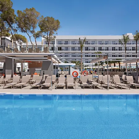 Hotel Riu Playa Park-3