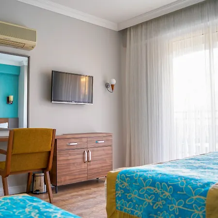 Side Village Family Suite-2