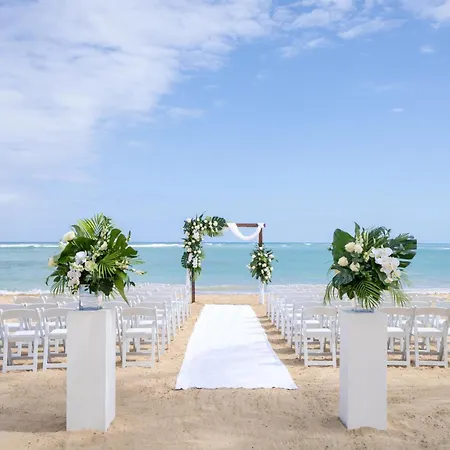 Breathless Punta Cana Resort & Spa (Adults Only)-3