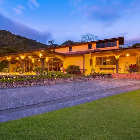 Los Establos Boutique Resort-2