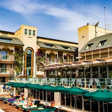 Ambasador Hotel-2