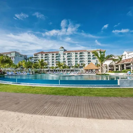 Sandals Dunns River All Inclusive Couples Only-2