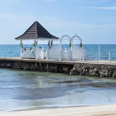 Grand Muthu Runaway Bay Club Caribbean-3