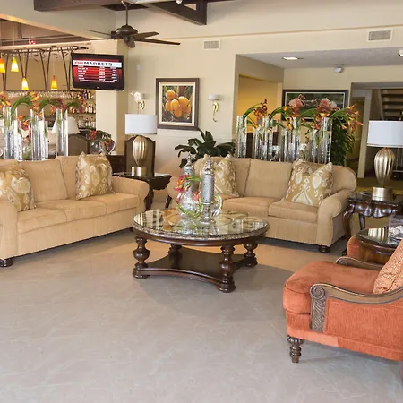 Comfort Suites Paradise Island-2