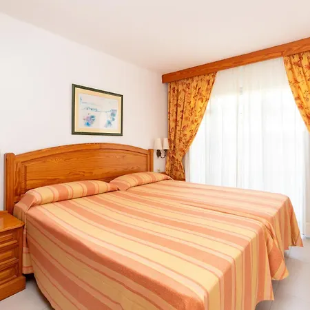 Hotel Riu Oliva Beach Resort-3