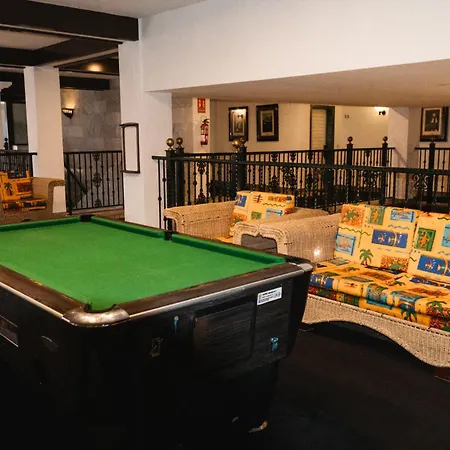 Park Club Europe-2