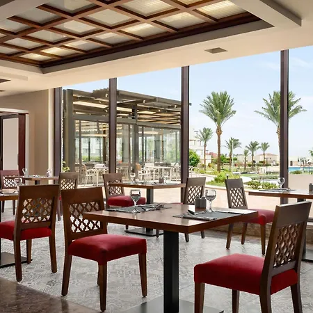 Movenpick Waterpark Resort & Spa Soma Bay-3