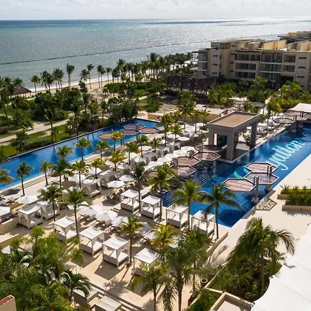Royalton Riviera Cancun, An Autograph Collection All-Inclusive Resort & Casino (Adults Only)-3
