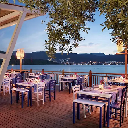Doubletree By Hilton Bodrum Isil Club Ultra All-Inclusive Resort-2