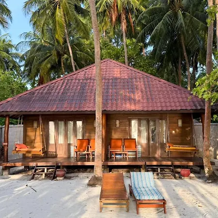 Medhufushi Island Resort-3