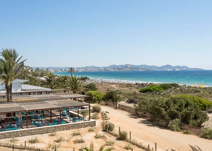 Grand Palladium White Island Resort & Spa Playa d'en Bossa