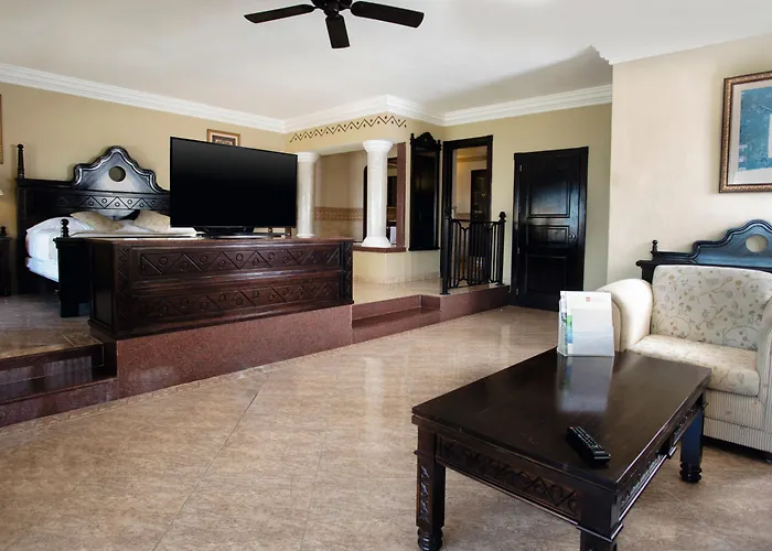 All Inclusive ResortsRiu Santa Fe