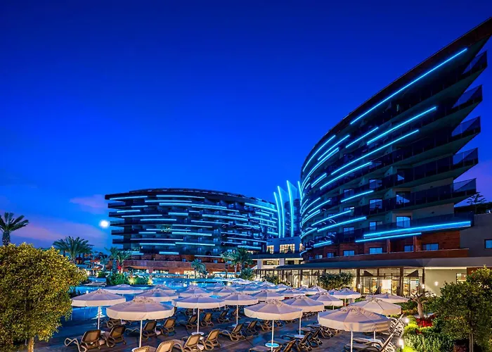 Calyptus Kirman Premium Hotel Side