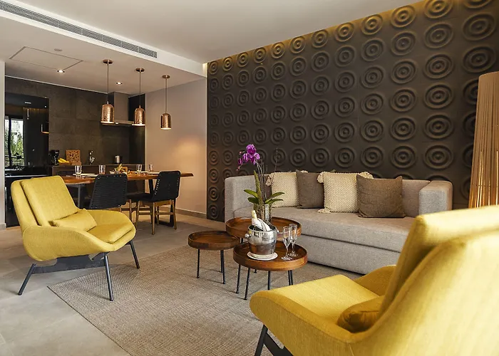 All Inclusive ResortsFives Oceanfront