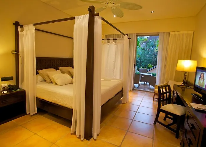 Catalonia Yucatan Beach Resort & Spa Puerto Aventuras